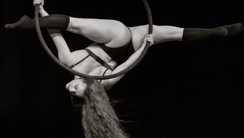 Eleonora Cancelliere – Acrobatica Aerea e Pole Dance