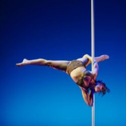 Allegra – Pole Dance