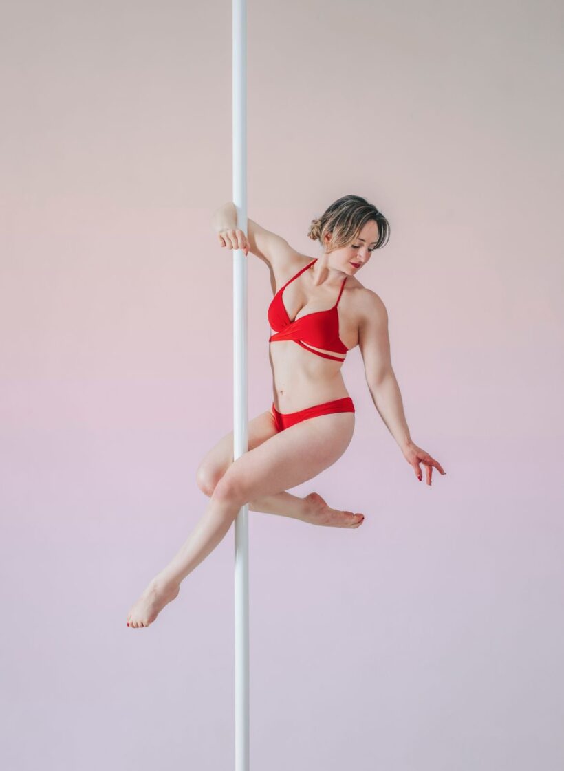 Chiara – Pole Dance